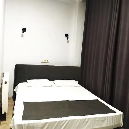 Life Altun Hotel *